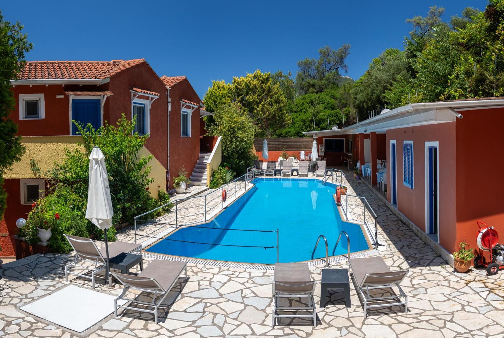 Vliho Bay Boutique Hotel Yénion Eksteriør bilde