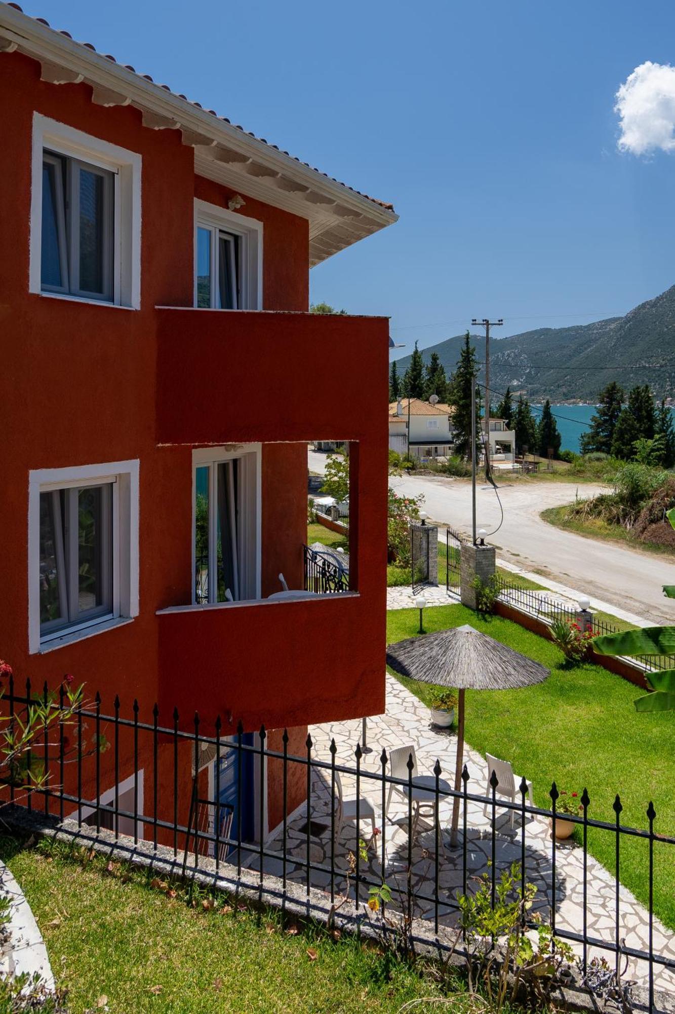 Vliho Bay Boutique Hotel Yénion Eksteriør bilde